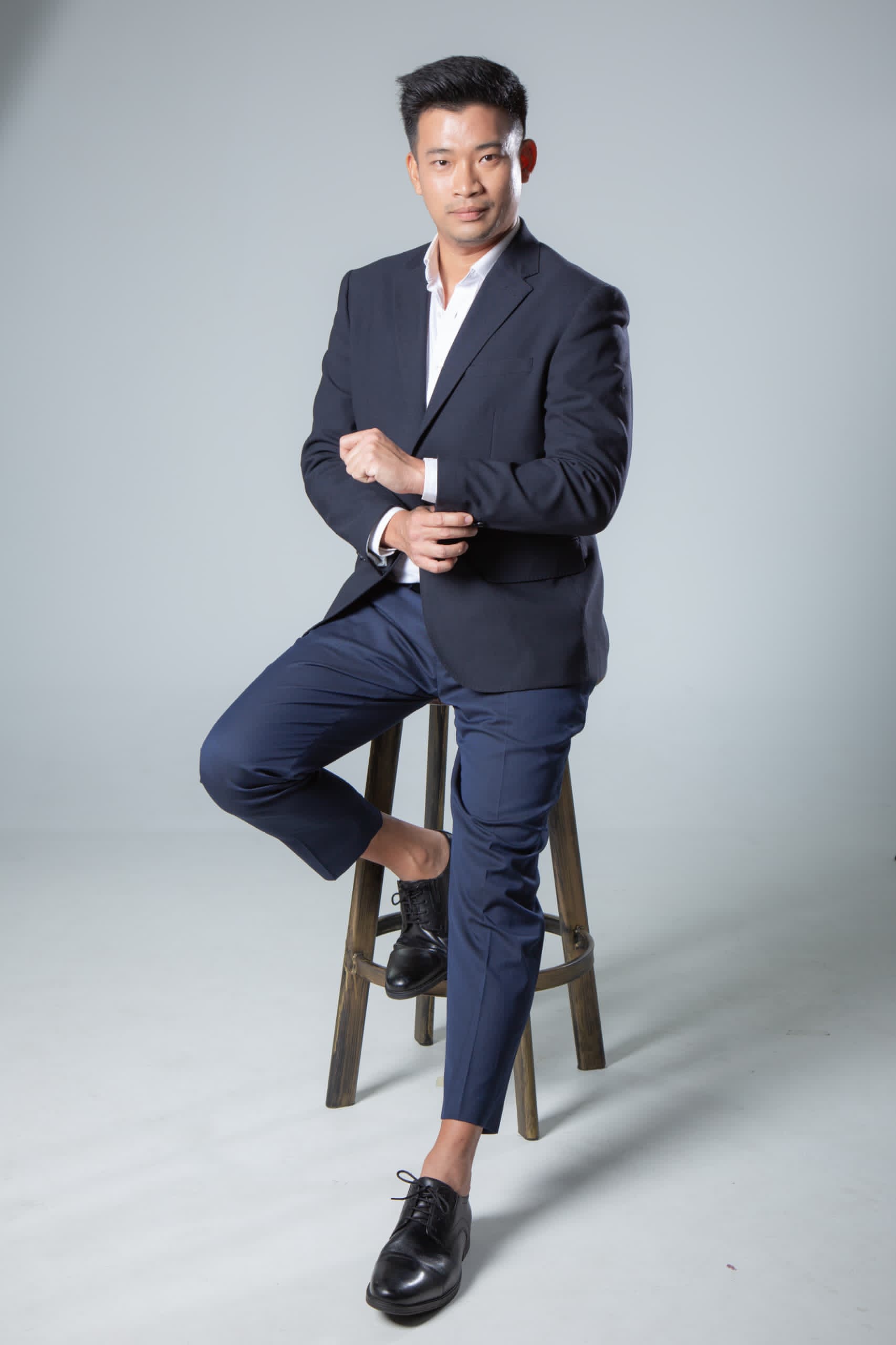 Po Share See 徐博學, Executive Producer at Hares Production